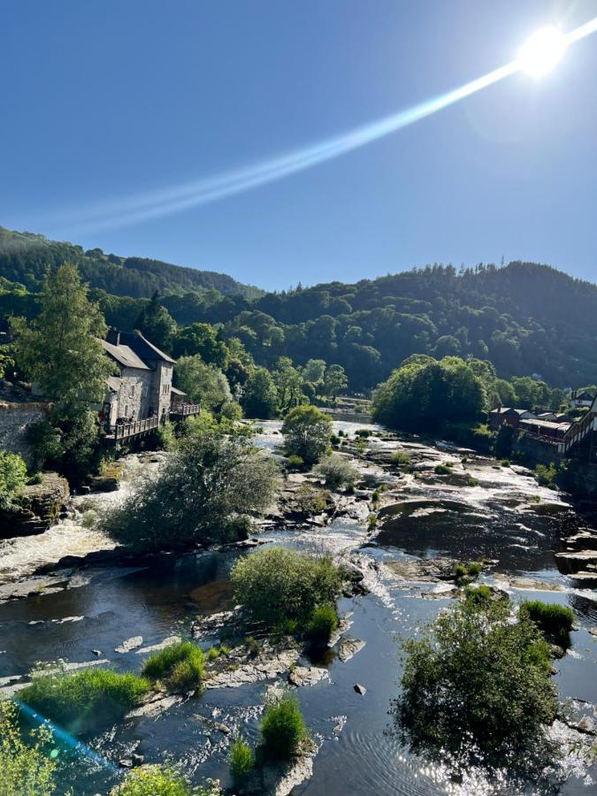 Riversdale House Bed & Breakfast Llangollen Dış mekan fotoğraf